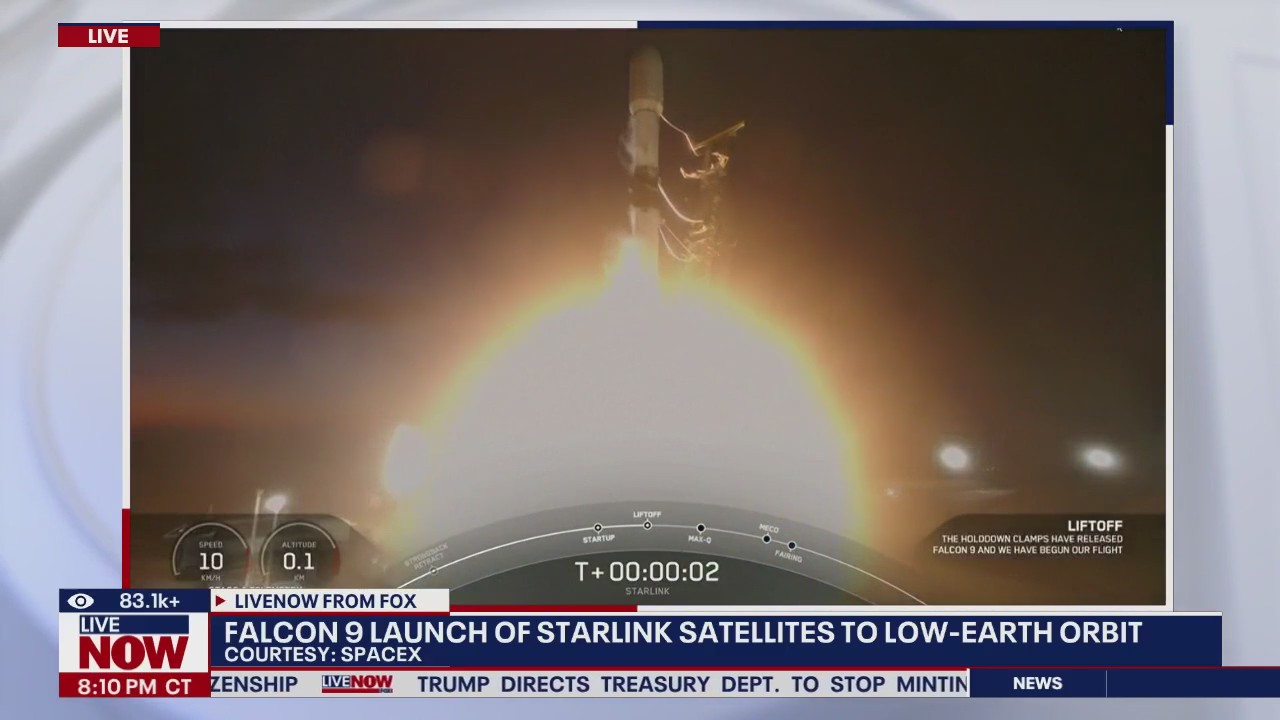 SpaceX Falcon 9 launches 20+ satellites to orbit