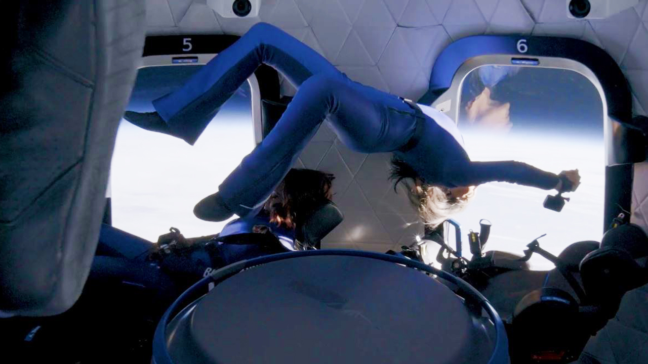 All-female Blue Origin crew admires Earth and moon from space