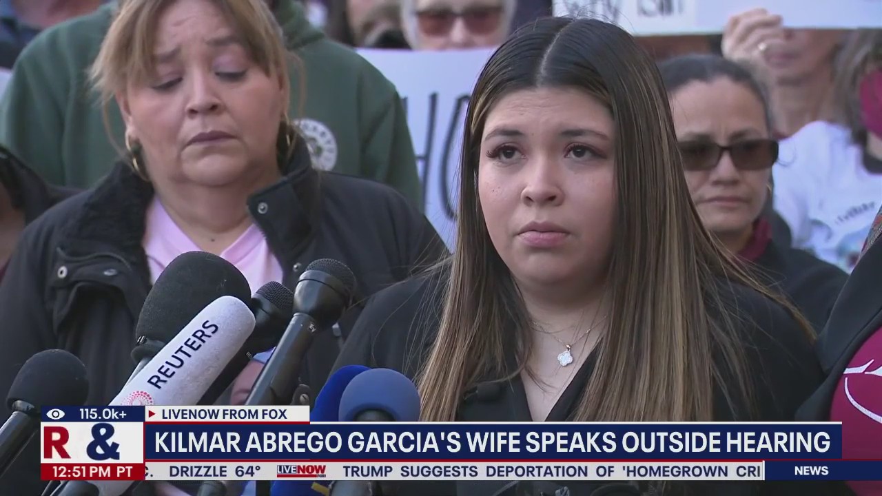 Kilmar Abrego Garcia's wife speaks outside hearing