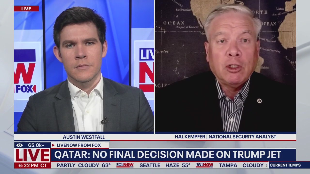 Trump to accept luxury jet from Qatar, reports say