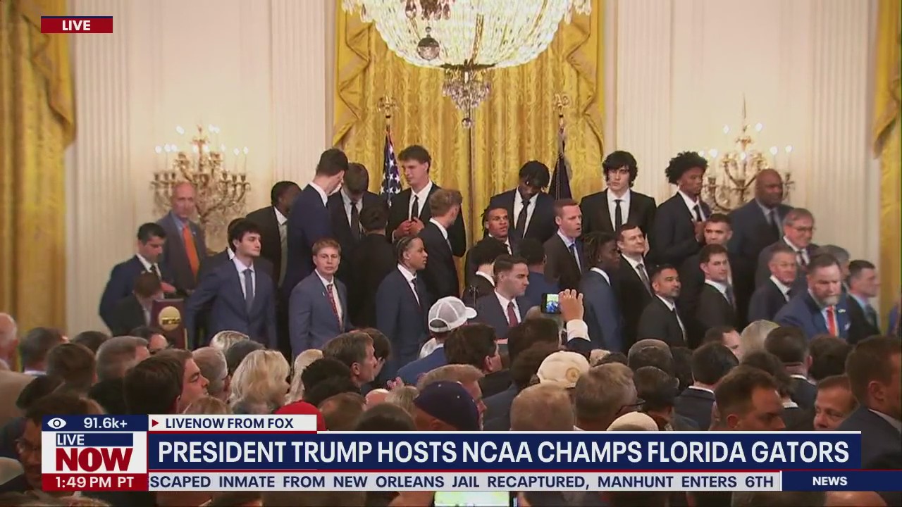 President Trump hosts Gators men's basketball team