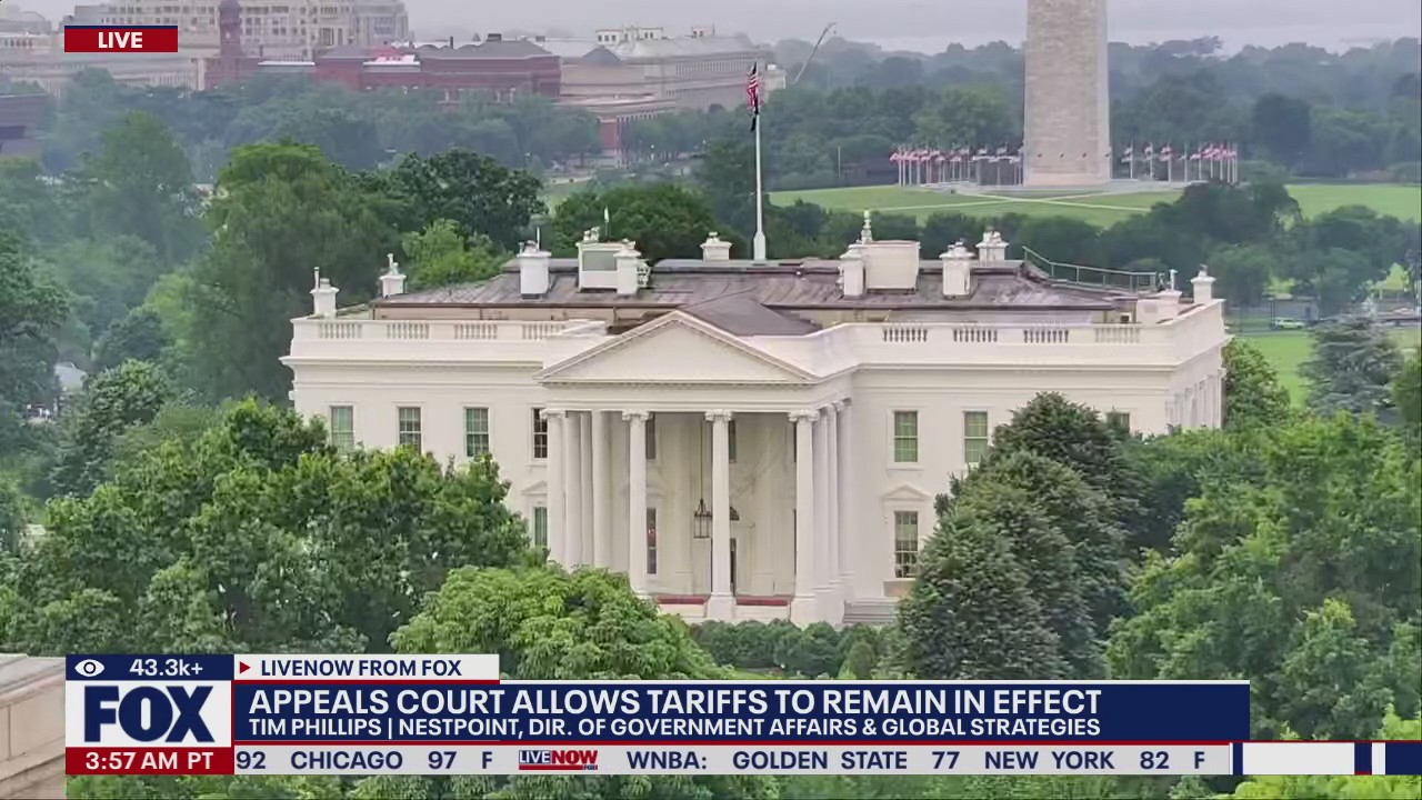 Appeals court reverses block on Trump tariffs
