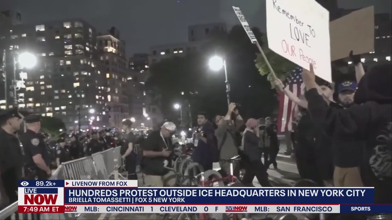 Manhattan Riots Hundreds protest outside ICE headquarters in NYC | LiveNOW from FOX