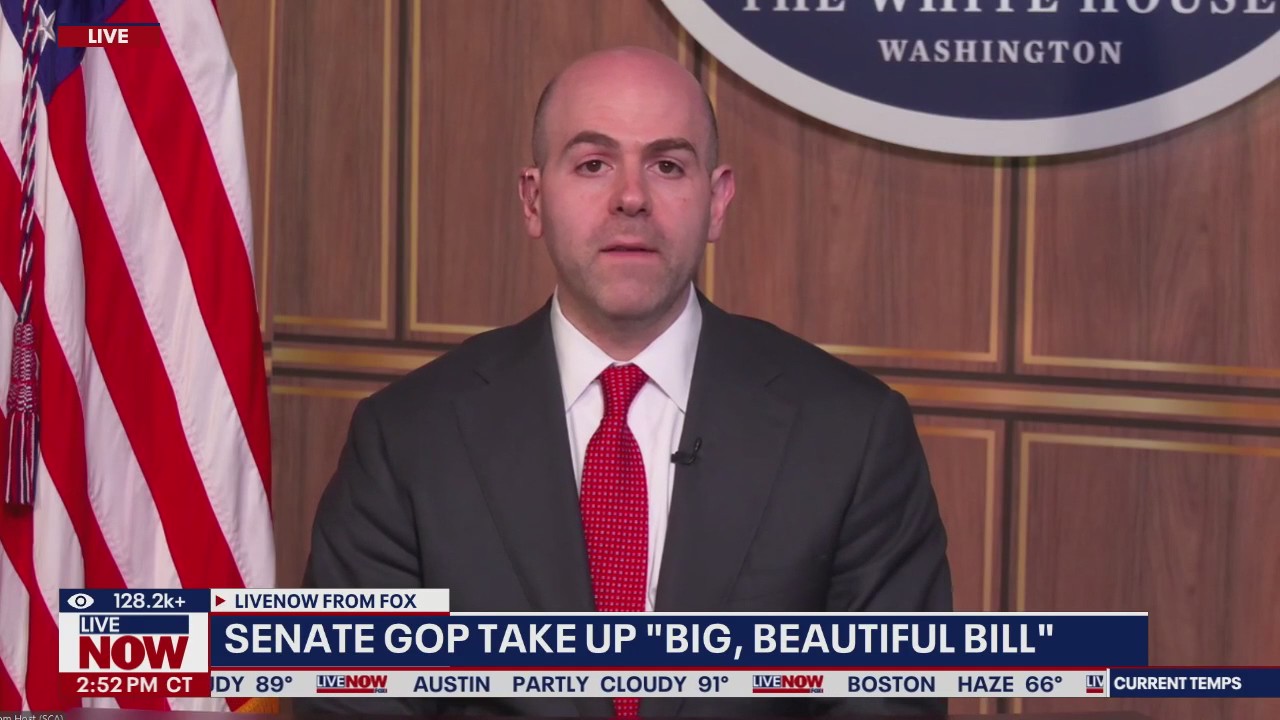 Latest: Experts discuss economic proposals