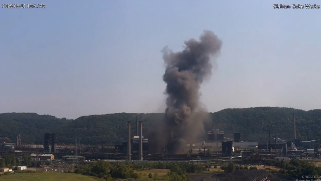 Pa Explosion Pennsylvania plant explosion captured on livestream | LiveNOW from FOX