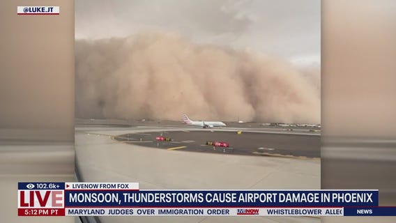 Delays & Damage: Dust storm hits airport in Phoenix