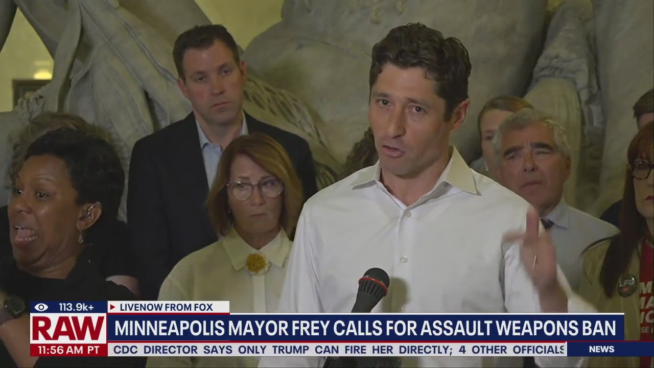 Minneapolis Mayor calls for assault weapons ban