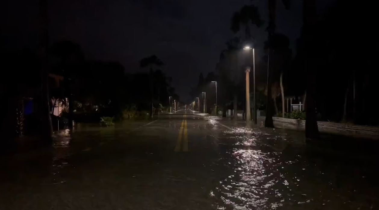 Pass-A-Grille Way floods during Idalia