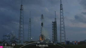 SpaceX launches Falcon 9 rocket