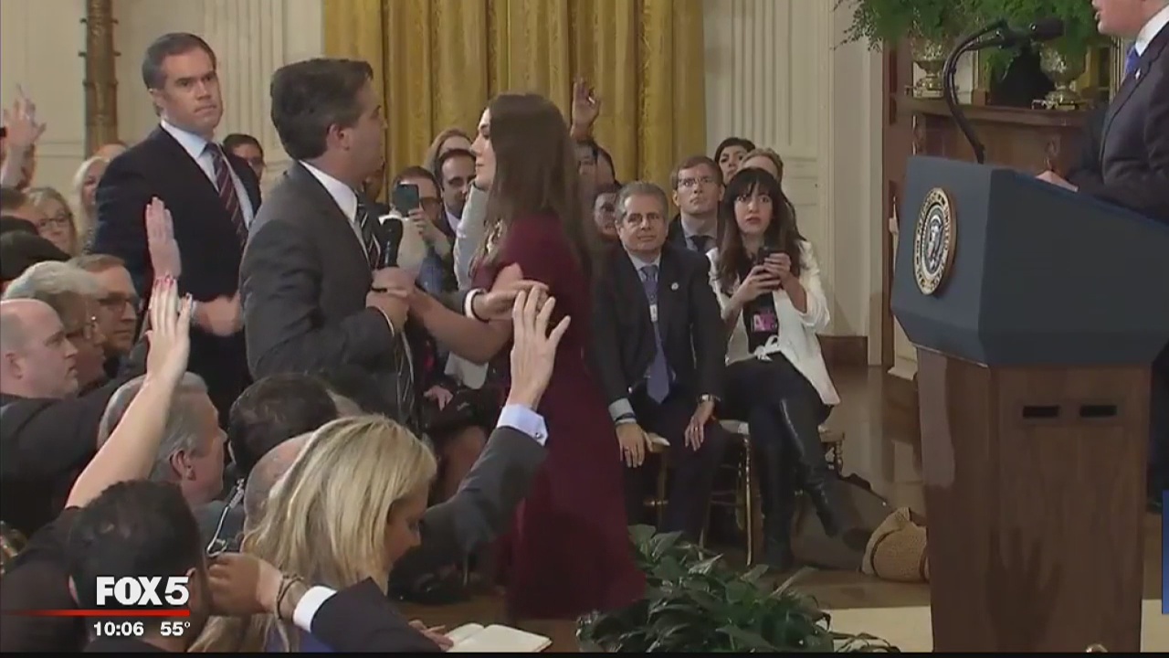 White House suspends CNN Jim Acosta's press pass