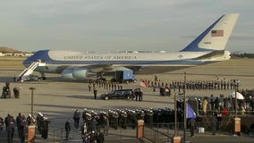 Body of former President George H.W. Bush arrives in Washington