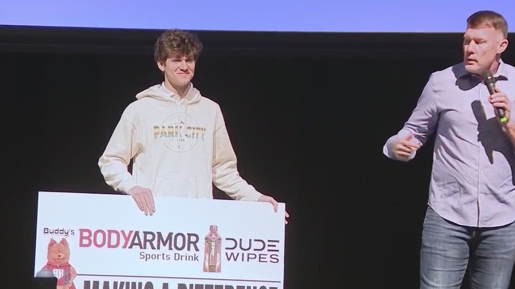 Florida student athlete honored with national award