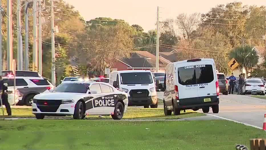 Alleged gunman dead, 2 officers shot in Palm Bay