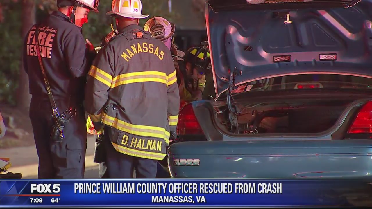 Police officer involved in crash in Virginia