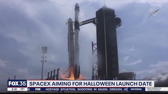SpaceX aiming for Halloween launch date for next crew