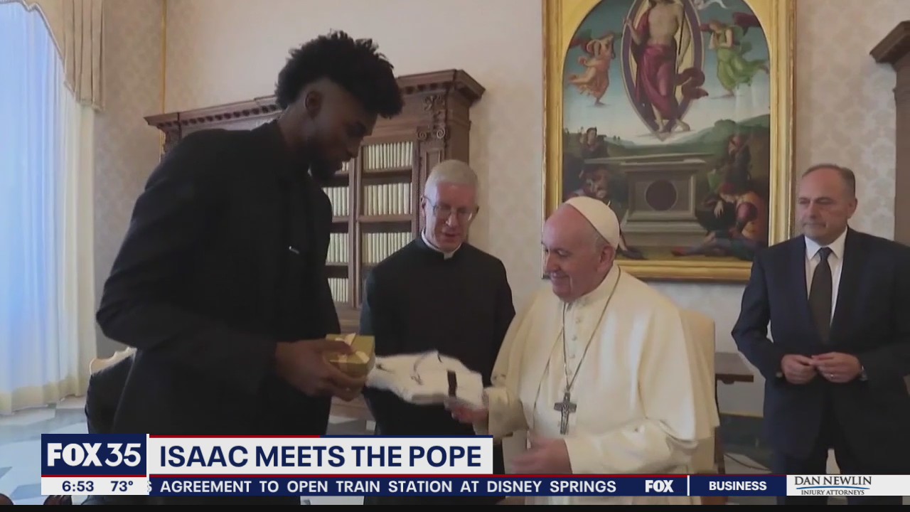 Isaac, other NBA players meet with Pope Francis