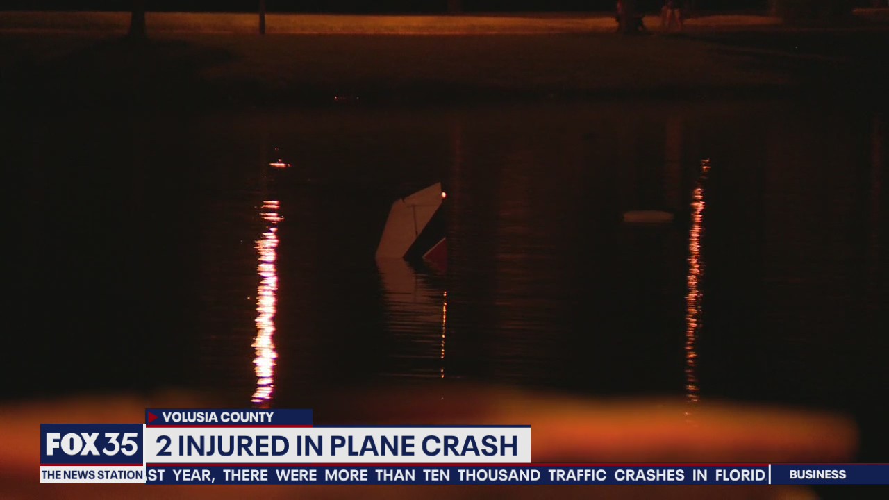 Small plane crashes in New Smyrna Beach