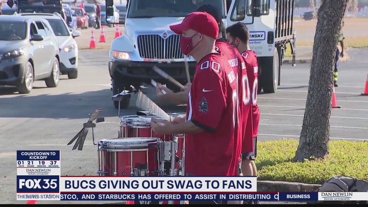 Bucs giving out swag to fans