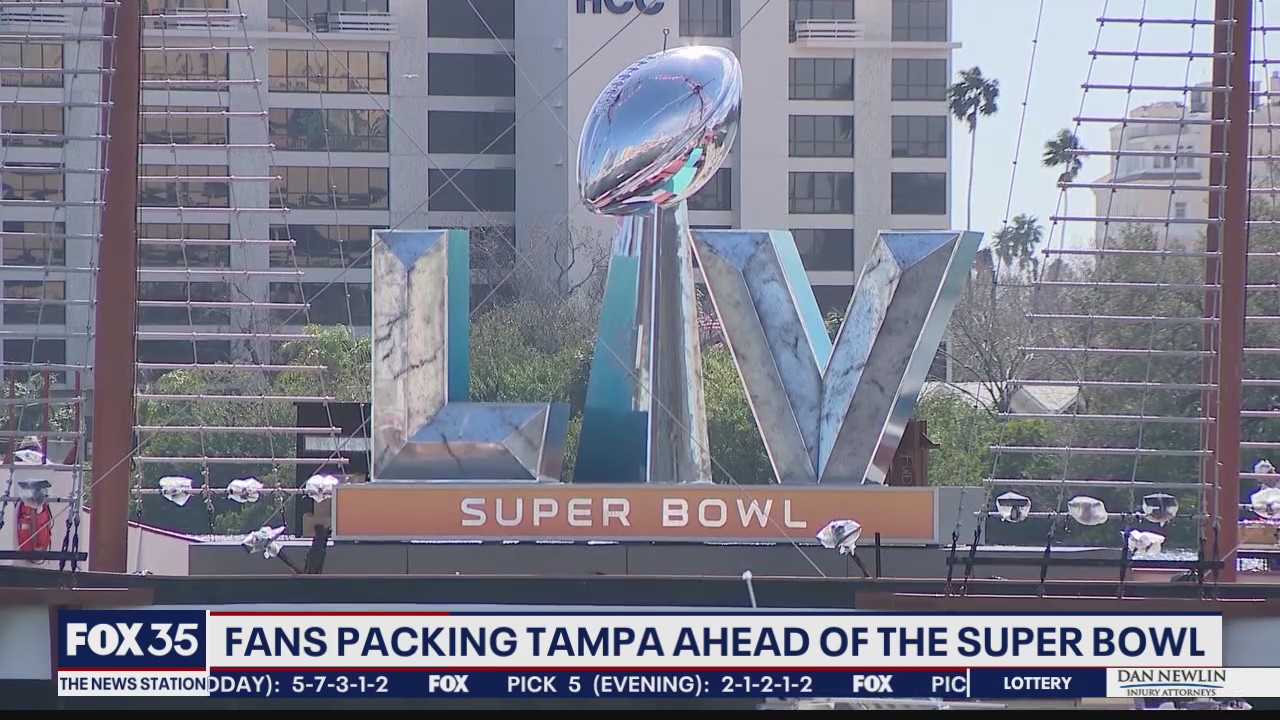 Fans packing Tampa ahead of Super Bowl