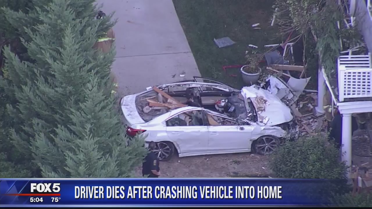Driver dies after crashing vehicle into Annandale home | FOX 5 DC