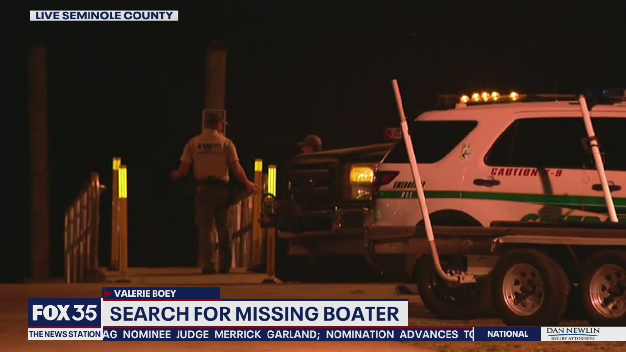 Search for missing boater on St. Johns River