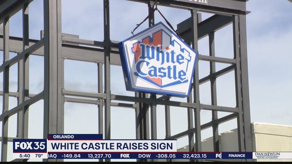 White Castle raised sign on Orange County location
