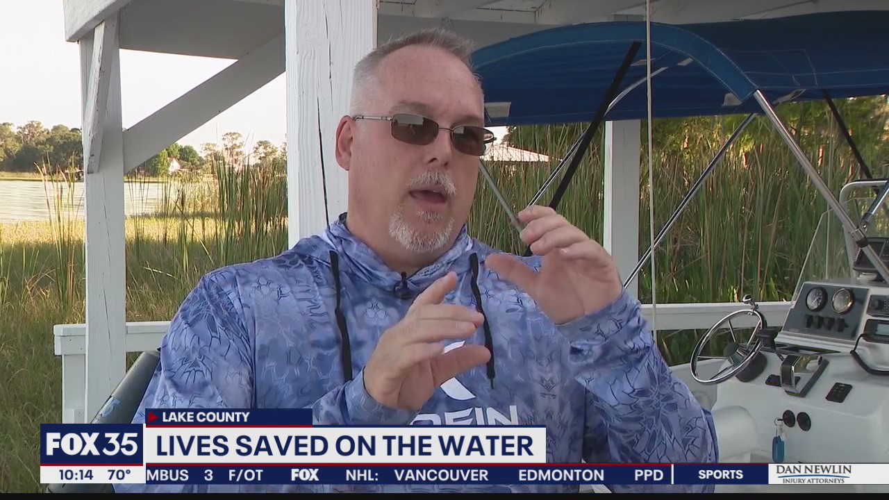 Tavares man rescues boater from capsized boat