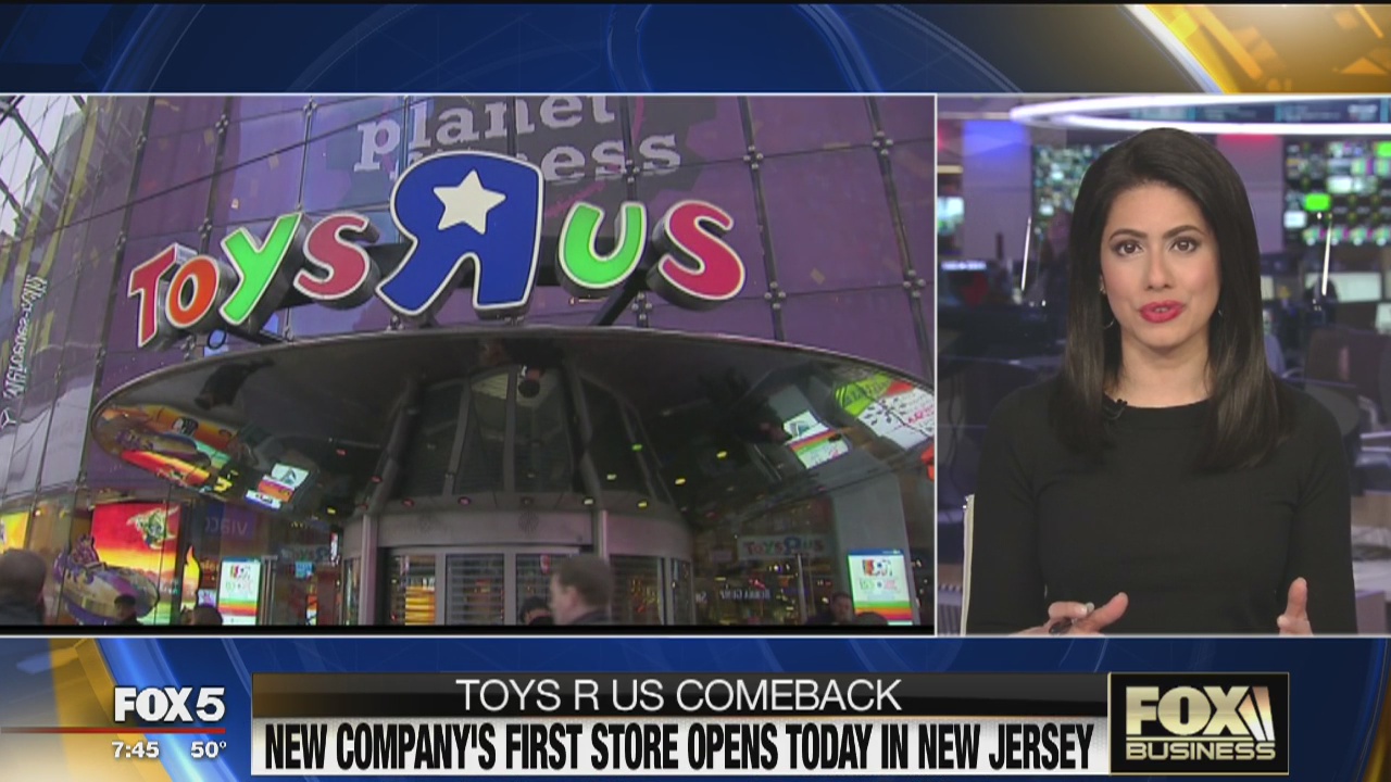 FOX Business Beat: Toys R Us Opens US Store!