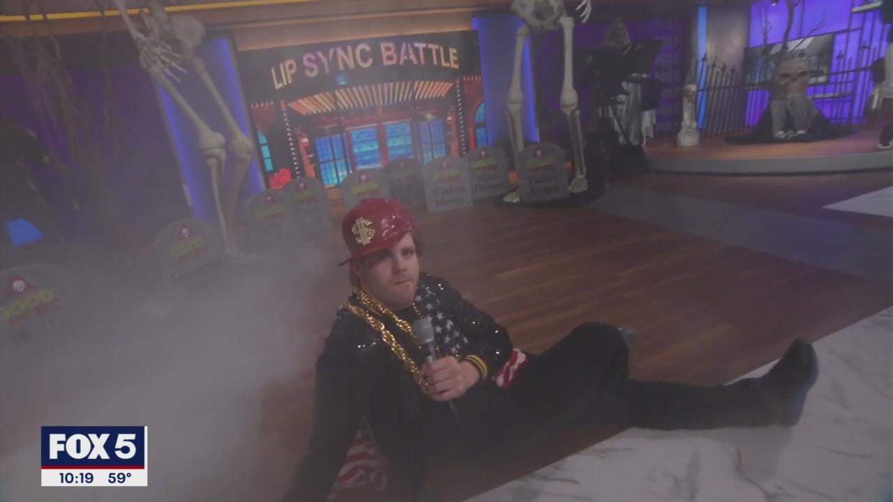 Vanilla Ice a.k.a. Mike Thomas pulls out the smooth moves