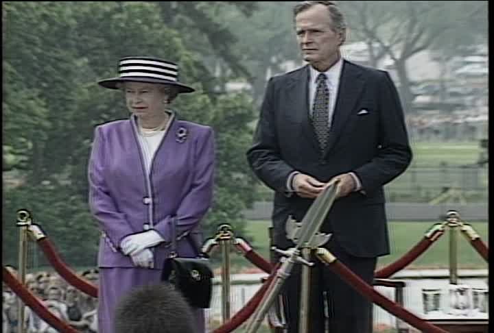 Remembering Queen Elizabeth II | The Queen reviews a thrilling musical tribute