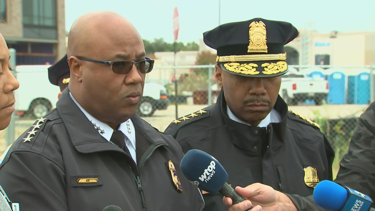 Off-duty DC police officer struck by vehicle in Bowie supermarket ...