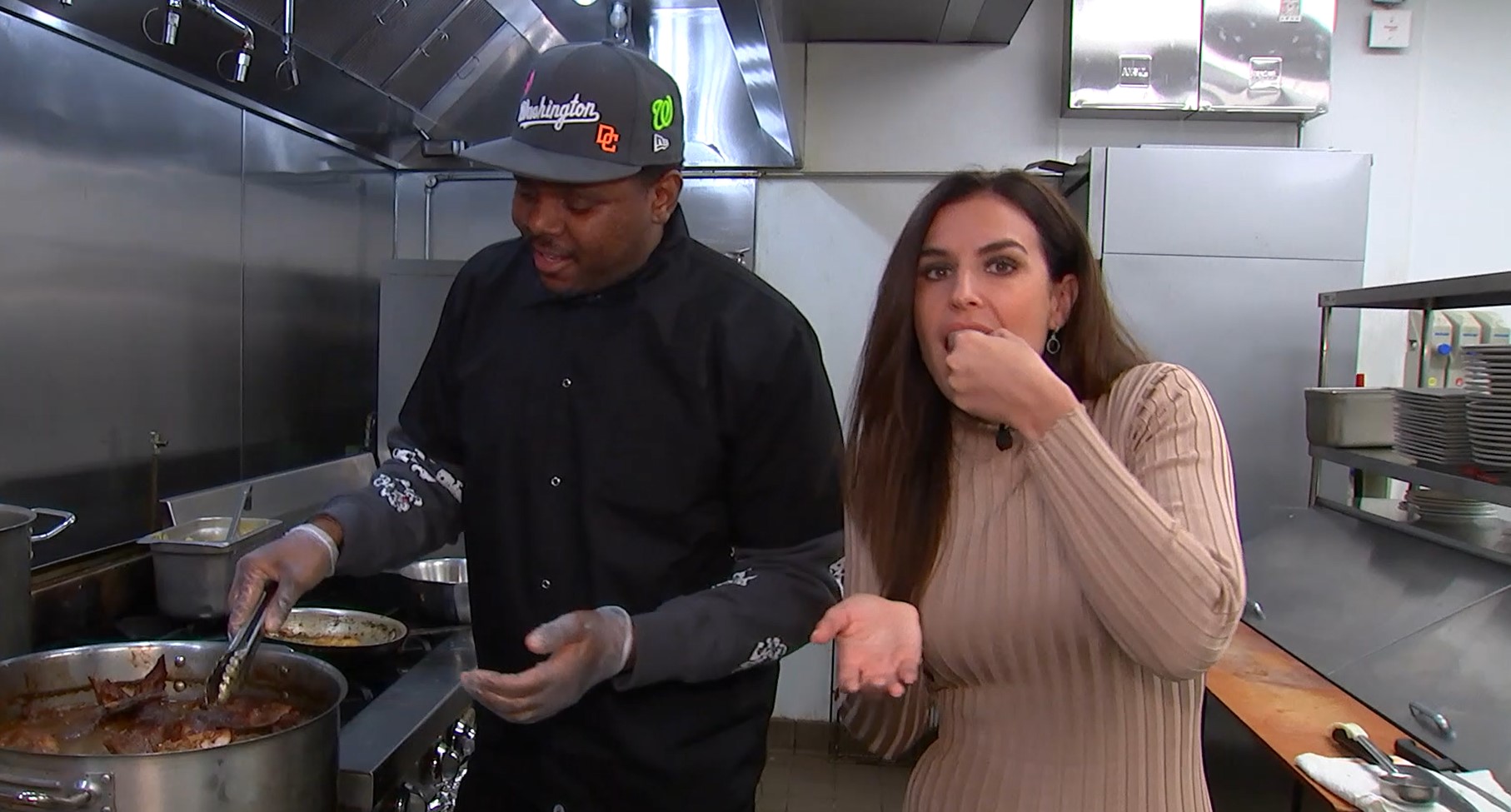 Cooking With Como: Thanksgiving at Kitchen Cray