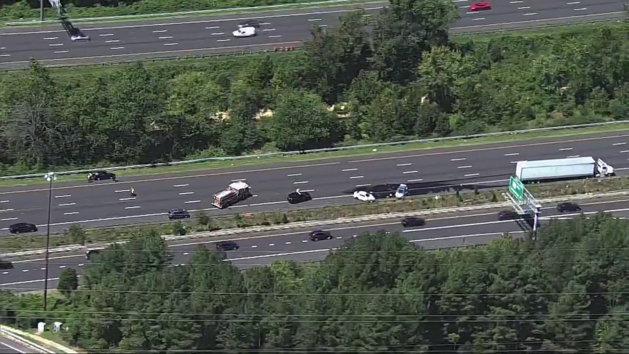 Tow truck driver hit, killed while helping motorist on I-95 in College ...