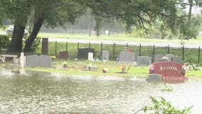 Hurricane Ian aftermath: Bodies become exposed at Florida cemetery