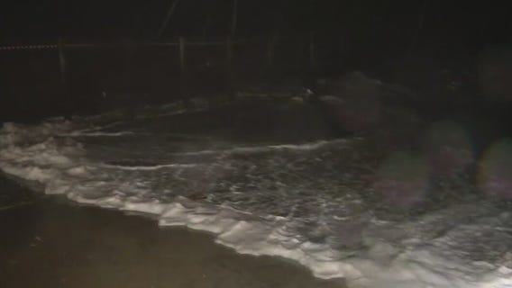 Hurricane Nicole hammers Florida coastline