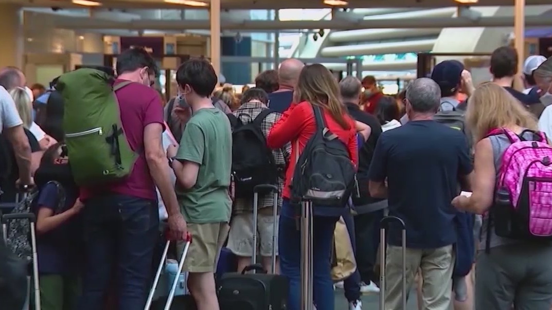 Florida flyers deal with airline cancellations due to snow storm