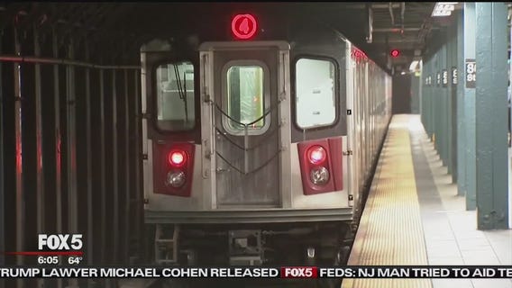 Subway surfer caught on camera