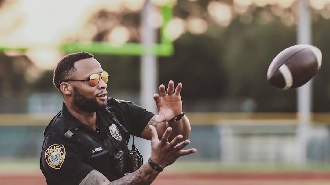 Ocala Police officer trading uniform for XFL jersey