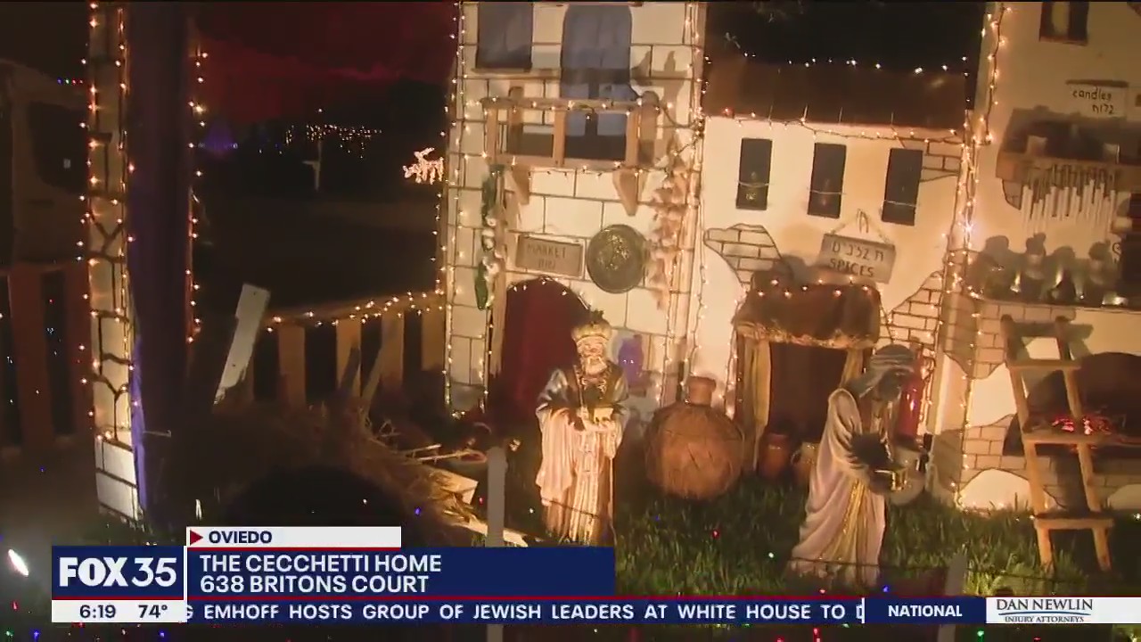 Holiday Lights: Dazzling holiday lights at Cecchetti home in Oviedo