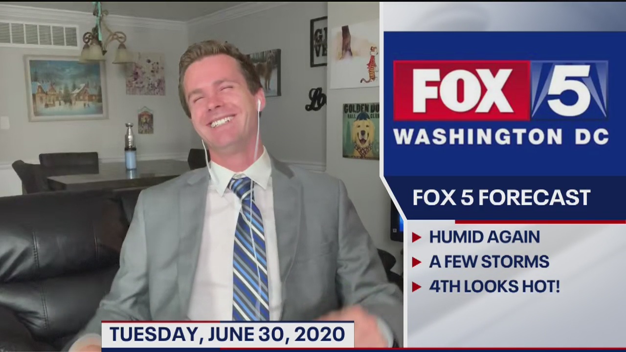 Mike Thomas lays down the beat ? but Wisdom isn?t having it!