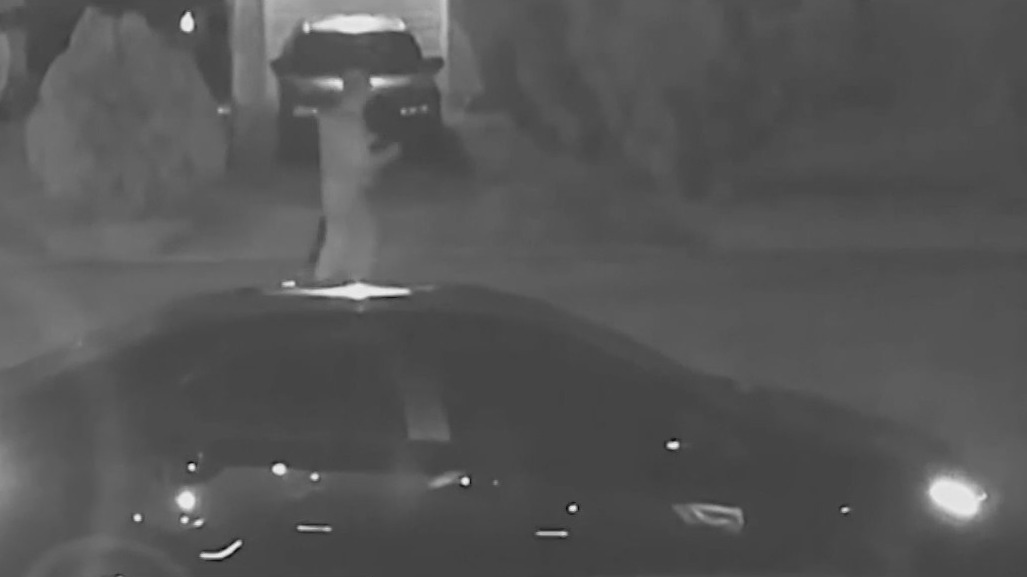 Who killed Ricardo De Lara? Is this a new clue?