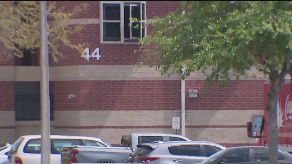 Florida school employee accused of trafficking fentanyl