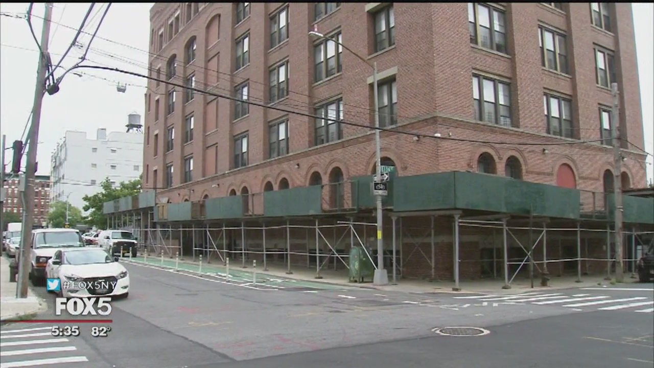 Residents and Bronx homeless shelter complain of no air conditioning, sweltering heat