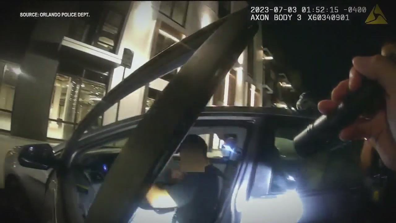 Bodycam released of Derek Diaz shooting