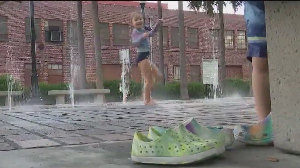 Floridians find ways to beat the heat