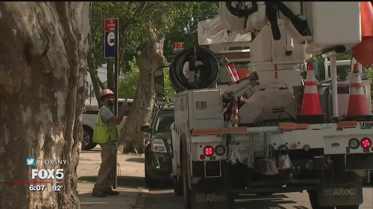 Power outage leaves thousands of Queens residents to swelter through heat wave