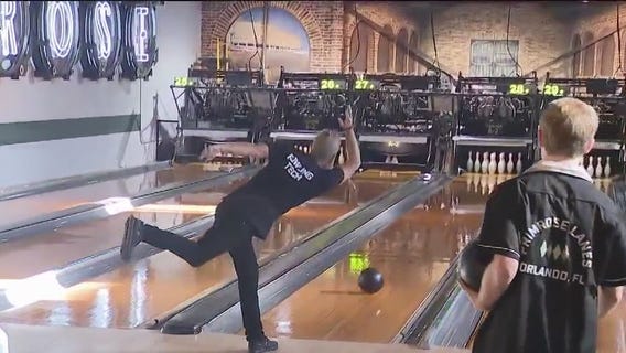 New restaurant, bowling club opens in Orlando