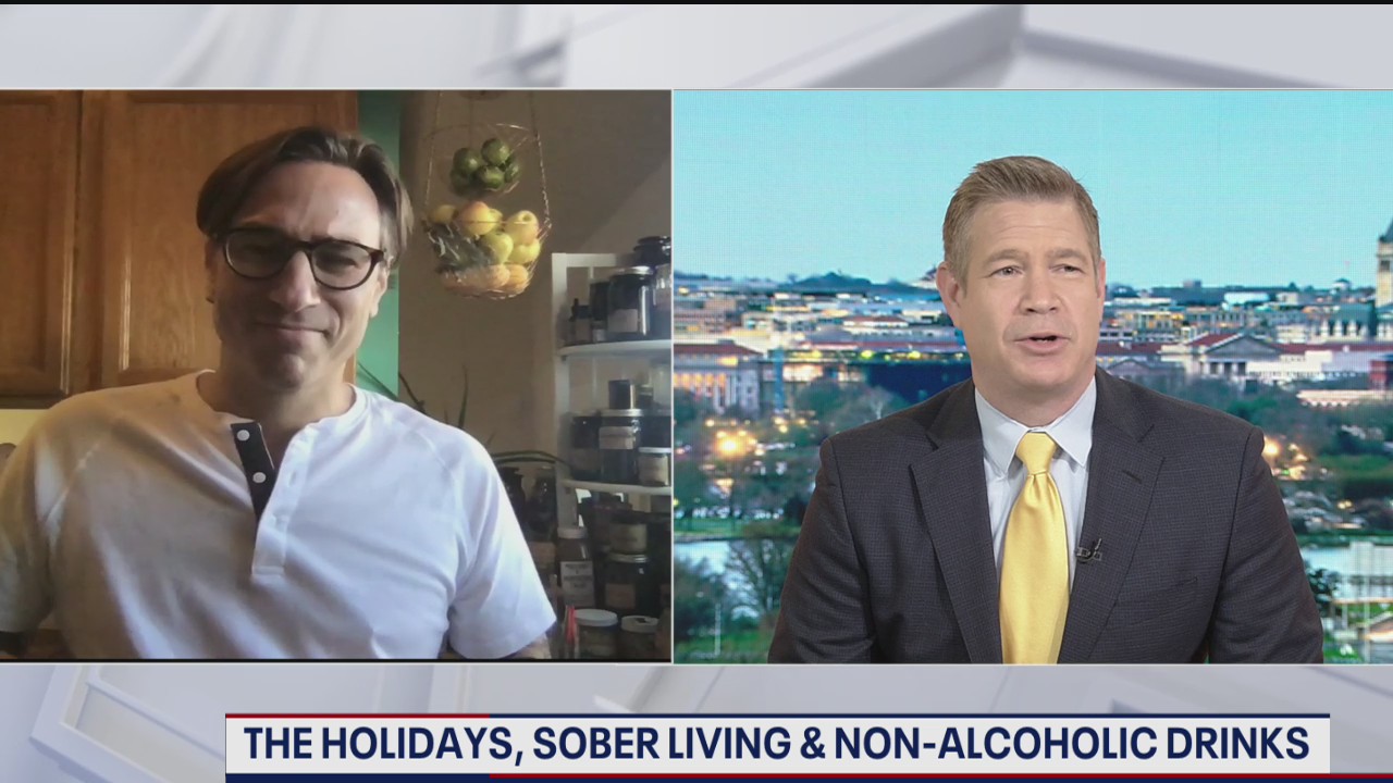 Non-alcoholic holiday drinks