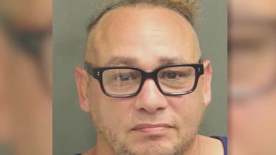 Man arrested for exposing himself to girl | FOX 35 Orlando