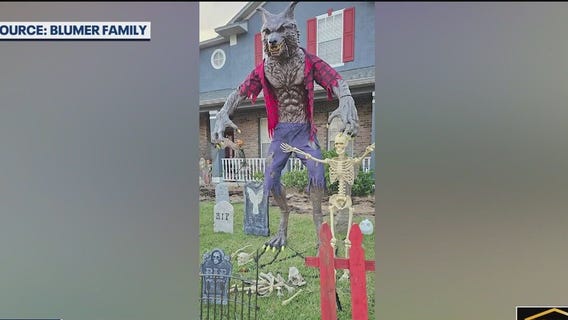 Let It Glow: Mom, son show Halloween spirit